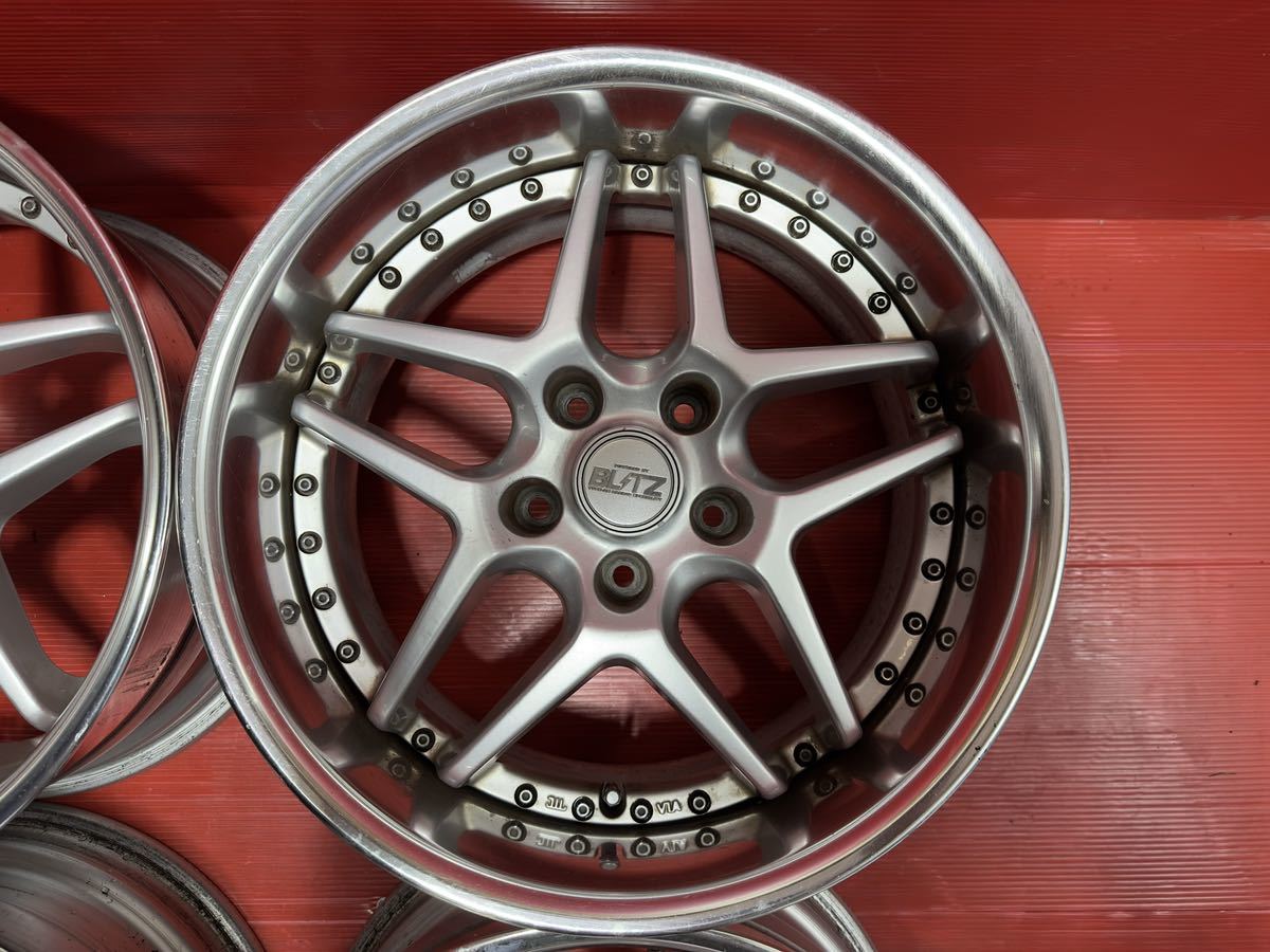 BLITZ Racing TYPE-03 17インチ　8J OFF：35 9J OFF：38 PCD：114.3/5穴　ブリッツ　レーシング　中古４本セット GTR SSR BBS_画像5