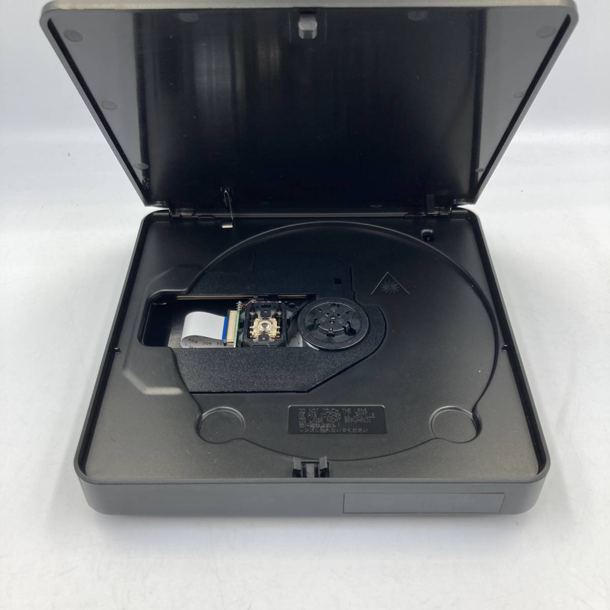 ARAFUNA HDMI Portable Compact DVD/CD Disc Player Model MD1014B 
