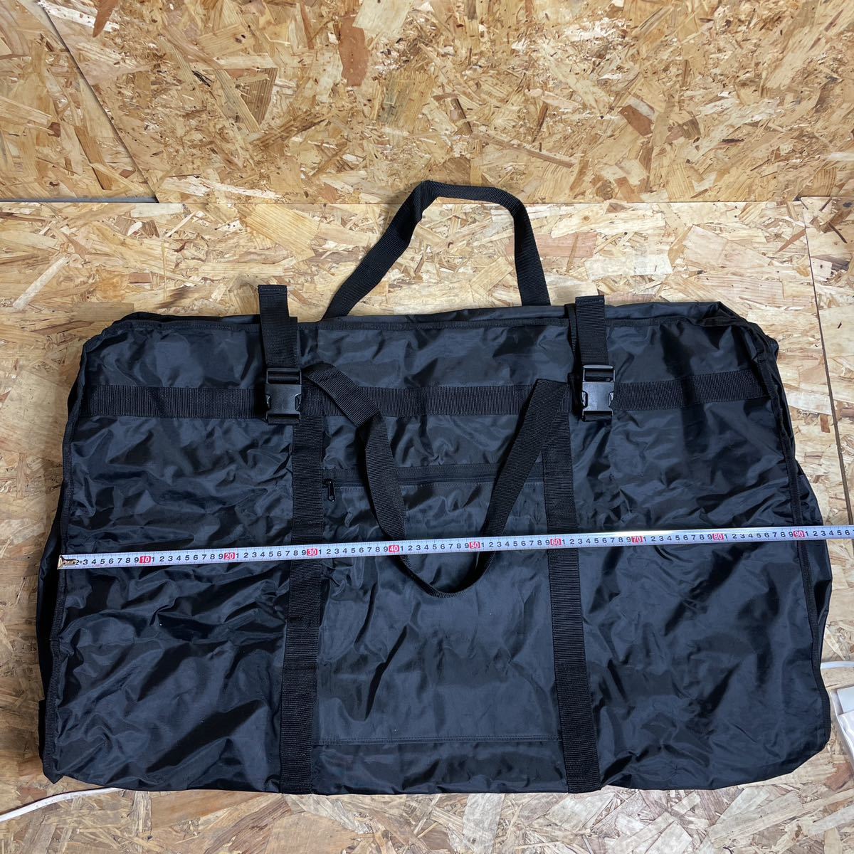 k 18 超大容量バック　トートバッグ キャンプ　片付け　まとめて収納できる　新品未使用品を発送　黒　使い方色々