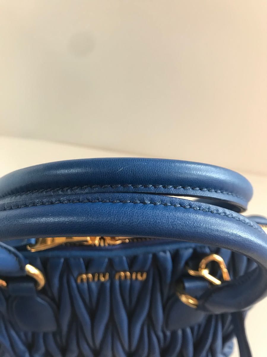 【極美品！】ミュウミュウ　miumiu 2way ショルダーバッグ　ハンドバッグ