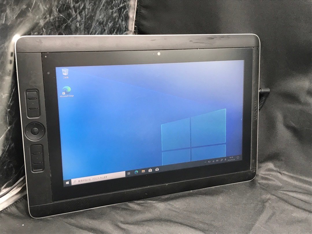 Wacom】Cintiq Companion2 DTH-W1310 Core i5-5257U メモリ8GB