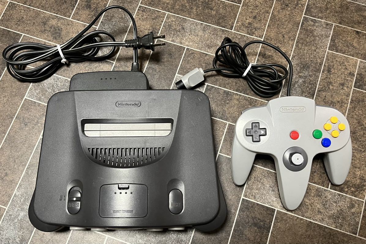 任天堂 ニンテンドウ64 ニンテンドー64 NINTENDO64 任天堂64 本体セット　メモリー拡張パック付き　海外版