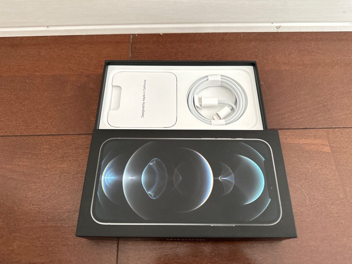 ☆傷無し☆新品同様品☆バッテリー100%☆iPhone12pro☆256GB