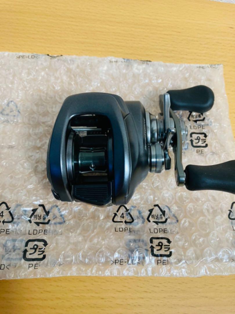 2022年モデル 右ハンドル 新品 シマノ(SHIMANO) バンタム HG RIGHT