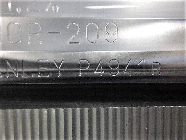 3182　ハイゼットトラック　S200P　中期　右ライト　P4941　美品_画像3