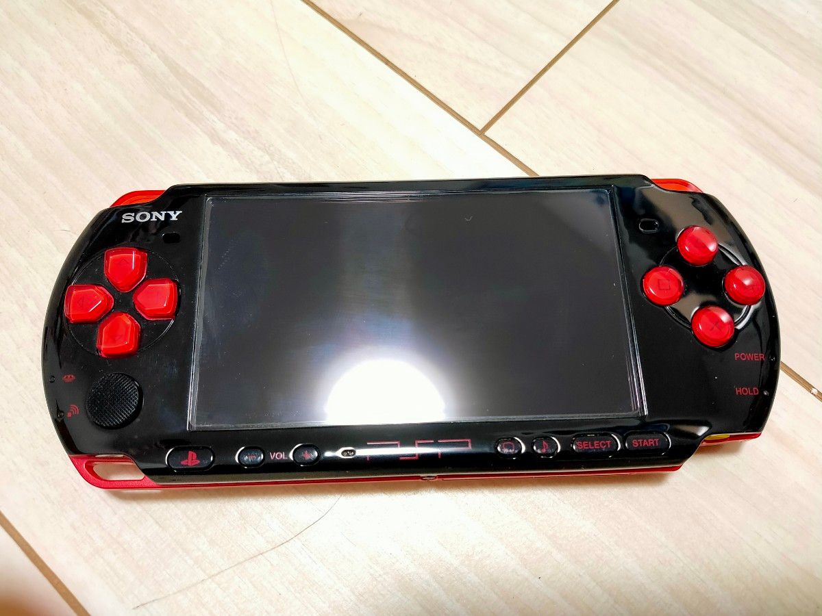 動作確認済み PSP 3000 限定ツートンカラー レッド/ブラック 動作確認済み PSP 3000 限定ツートンカラー レッド/ブラック