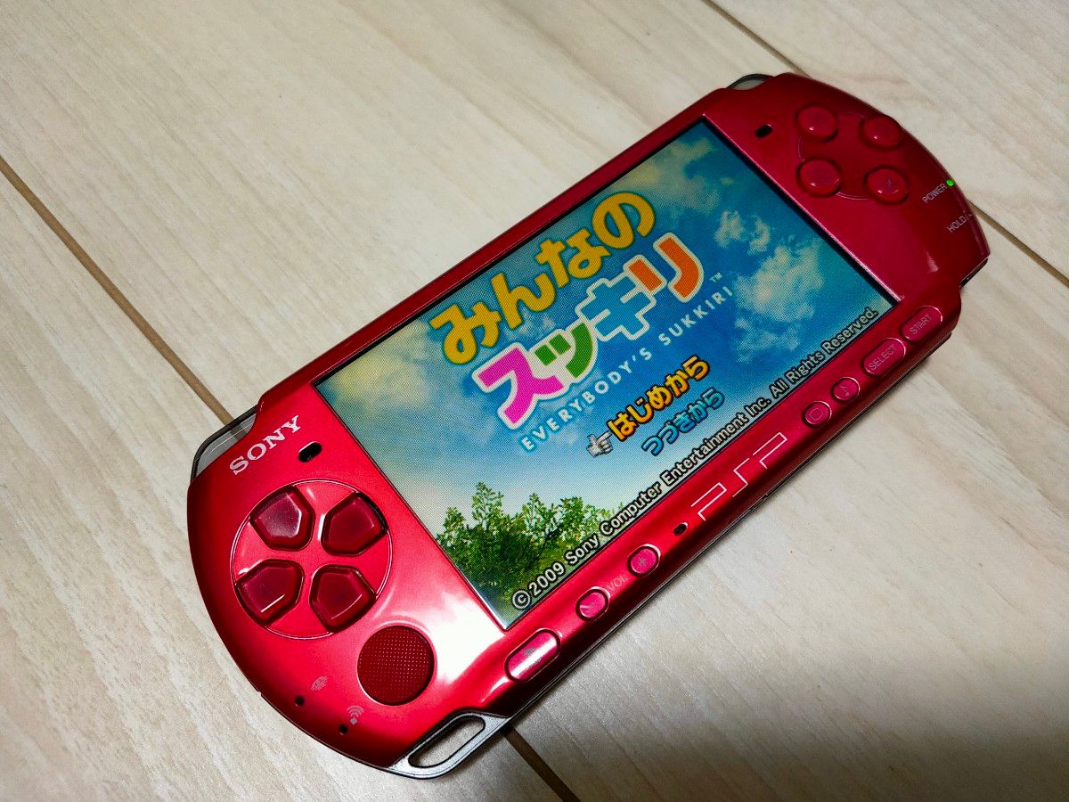 即日発送】 美品 動作確認済み ラディアント・レッド 3000 PSP 携帯用