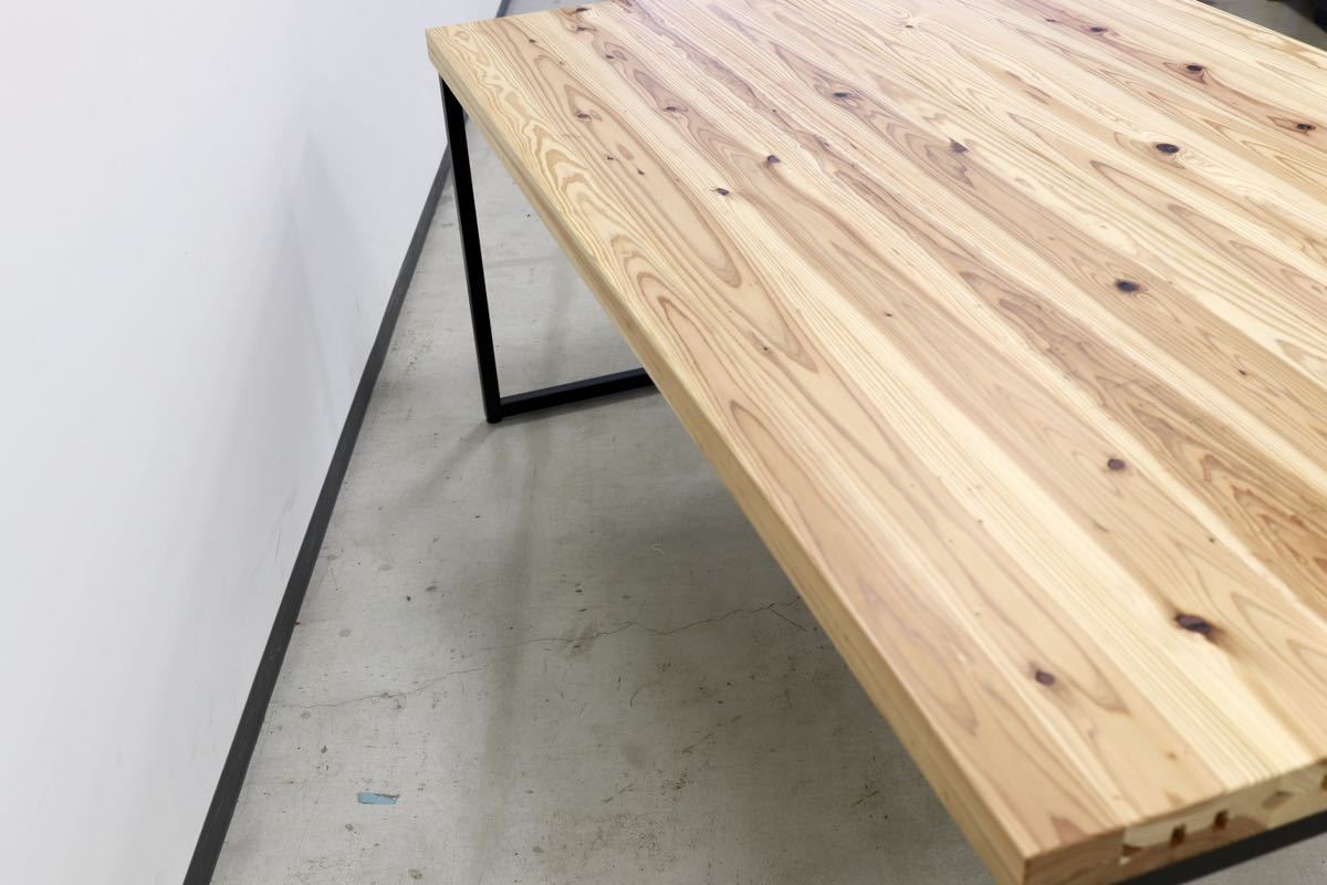 GMGK61○MUJI / 無印良品 日本の木でできたワークテーブル 作業台 店舗什器 シンプル オフィス 書斎机 杉 無垢材 定価約15万 展示品の画像8