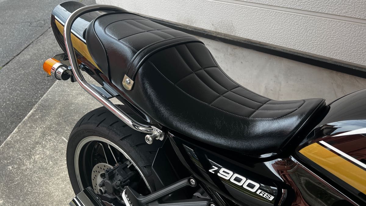 Z900RS Z900RS CAFE 茗荷シート 【G-Series】Z2パターン 艶有り|Yahoo