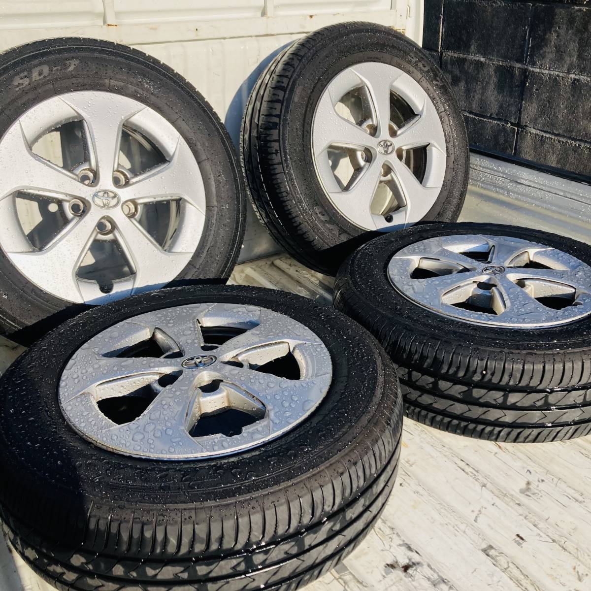 トヨタ純正 15インチ & 195 ラジアル TOYO 65R15 タイヤ - 通販