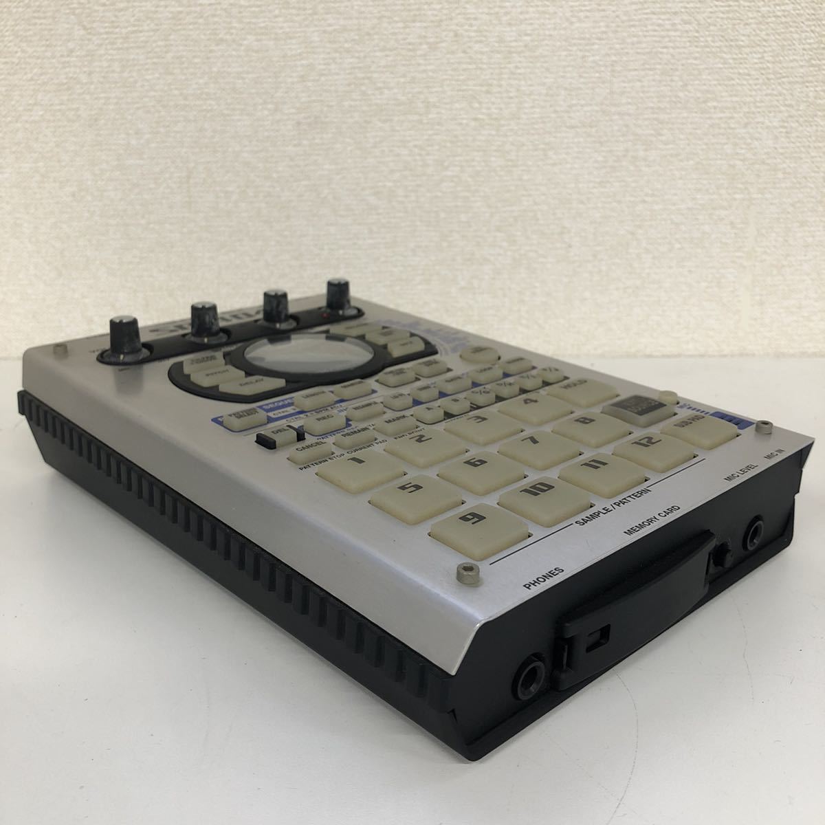 A2】 Roland SP-404 サンプラー 動作品 ローランド アダプター付 376