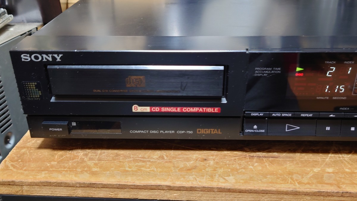 SONY CDプレーヤー　CDP-750 中古　TDA1541_画像2