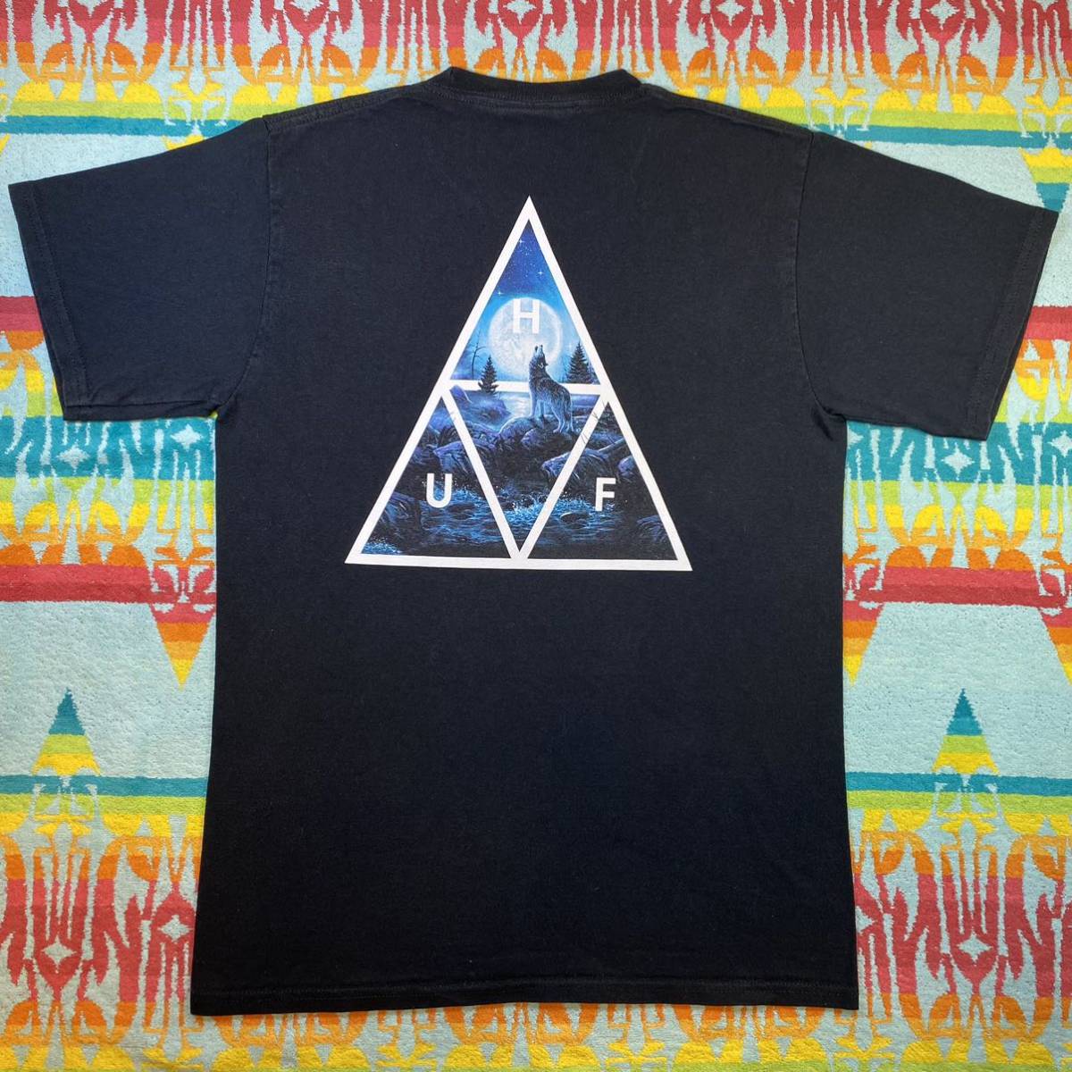 人気抜群HUF Lupus Noctem Triple Triangle Black Tハフ ループス ノクテム カスタム トリプルトライアングル マウンテン ウルブズTシャツS_人気抜群HUF Lupus Noctem Triple Triangle