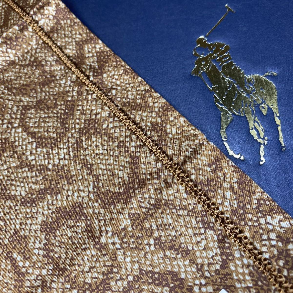 縁縫製綺麗 ワンランク上の仕上 モール刺繍