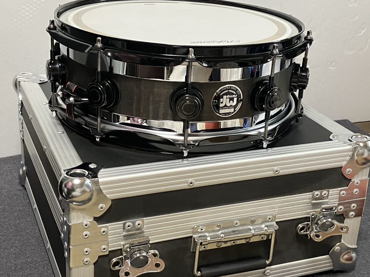 Yahoo!オークション - 良品 DW EDGE 14 X 5 TOUR ケース付属 Yahoo!オークション - 良品 DW EDGE 14 X 5 TOUR ケース付属