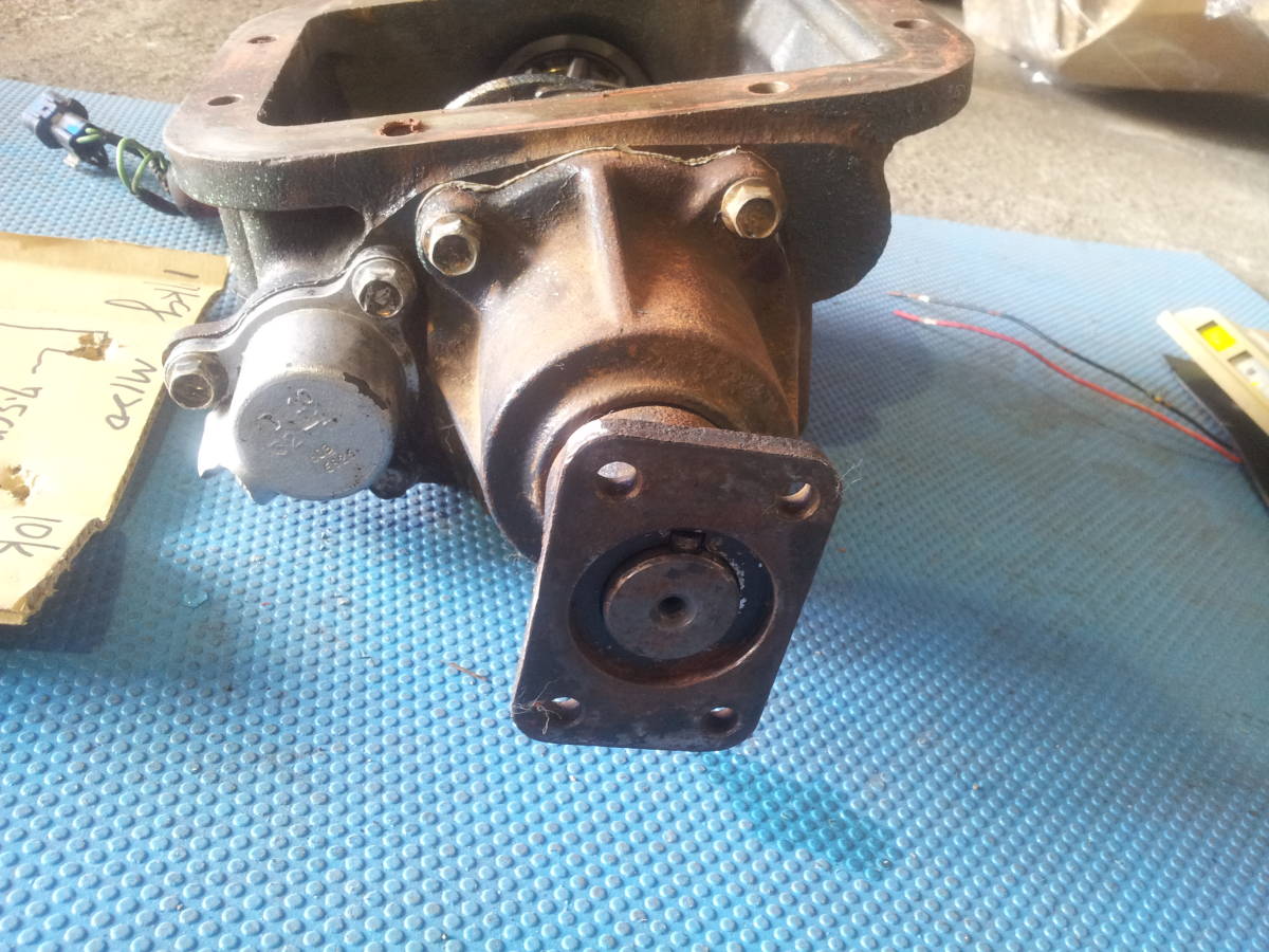  Mitsubishi Fuso Super Great M120 MT PTO R5-5-2