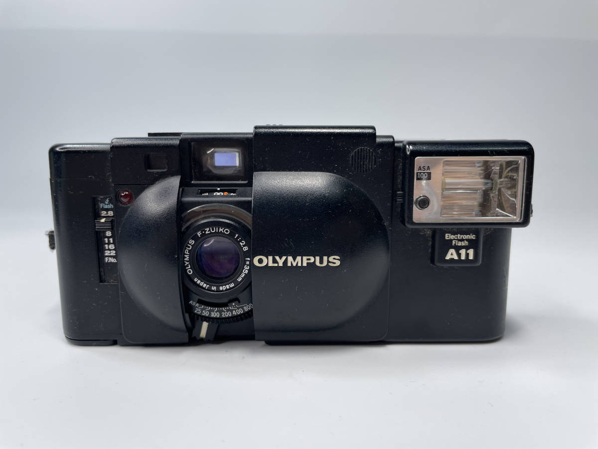 #5721 ◆ Olympus XA F.ZUIKO 1:2.8 35mm ジャンク フィルムカメラ 1円スタート 送料無料_画像2