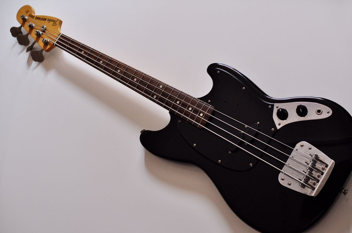 ヤフオク! - Fender Mustang Bass【Crafted i