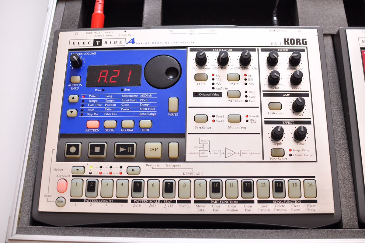 KORG ELECTRIBE 【R-1 】と【A-1 】リズムマシン シンセサイザー KORG ELECTRIBE 【R-1 】と【A-1 】リズムマシン シンセサイザー