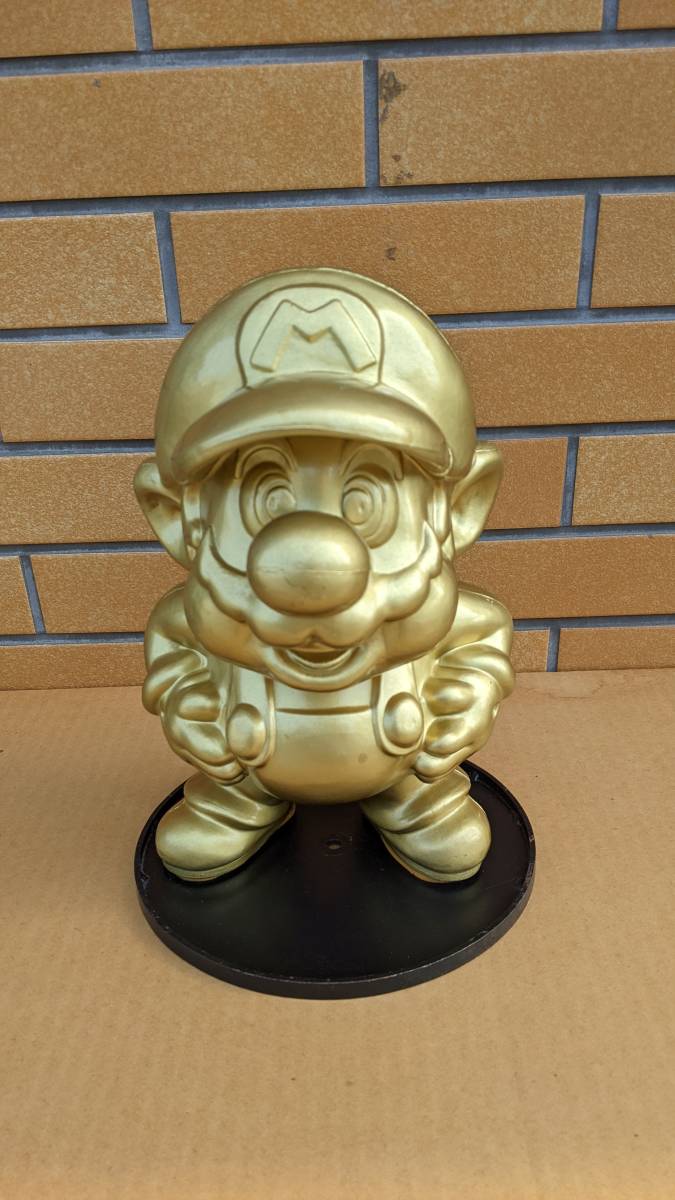 希少☆任天堂エンターテイメント 金のマリオ像(台座付)&看板セット