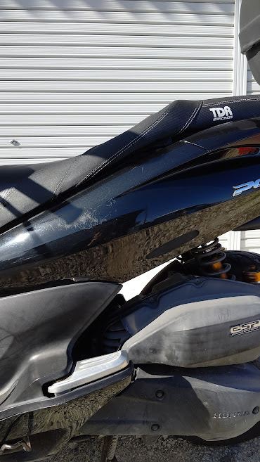 PCX125 JF28 カスタム多数 兵庫から(51cc-125cc)|売買された