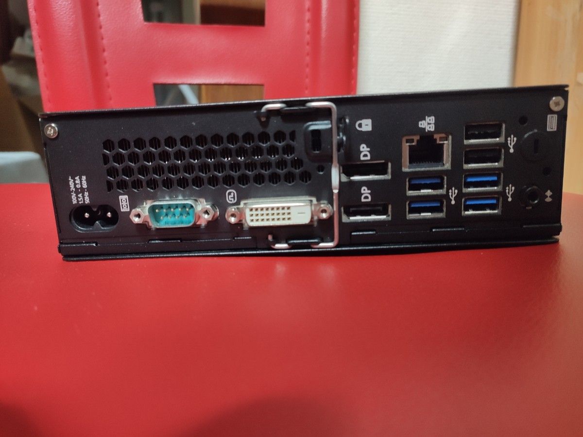 富士通 ESPRIMO Q956/MRE 省スペース mini PC Core i5 高性能 富士通 ESPRIMO Q956/MRE 省スペース mini PC Core i5 高性能