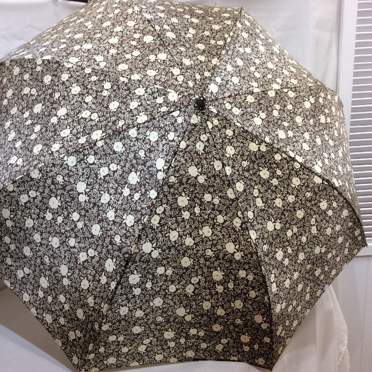 Новинка ☆ Складной зонтик Универмаг товар коричневый цветочный узор с сумкой шелковый материал
