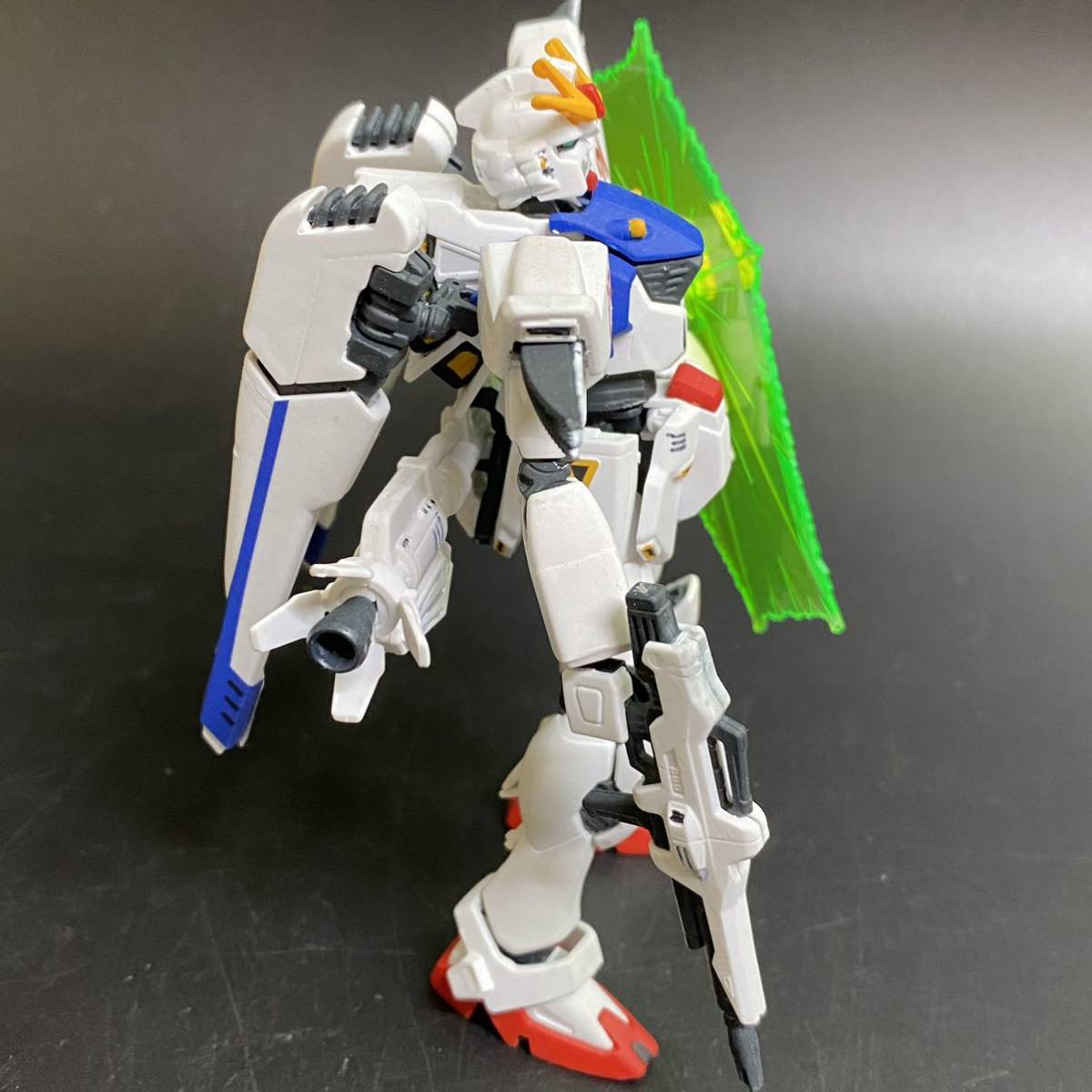 【塗装品】現状品 組立済み 1/144 F91 ガンダムF91 167 HG ガンプラ 完成品 当時物 箱付き プラモ ガンダム_画像7