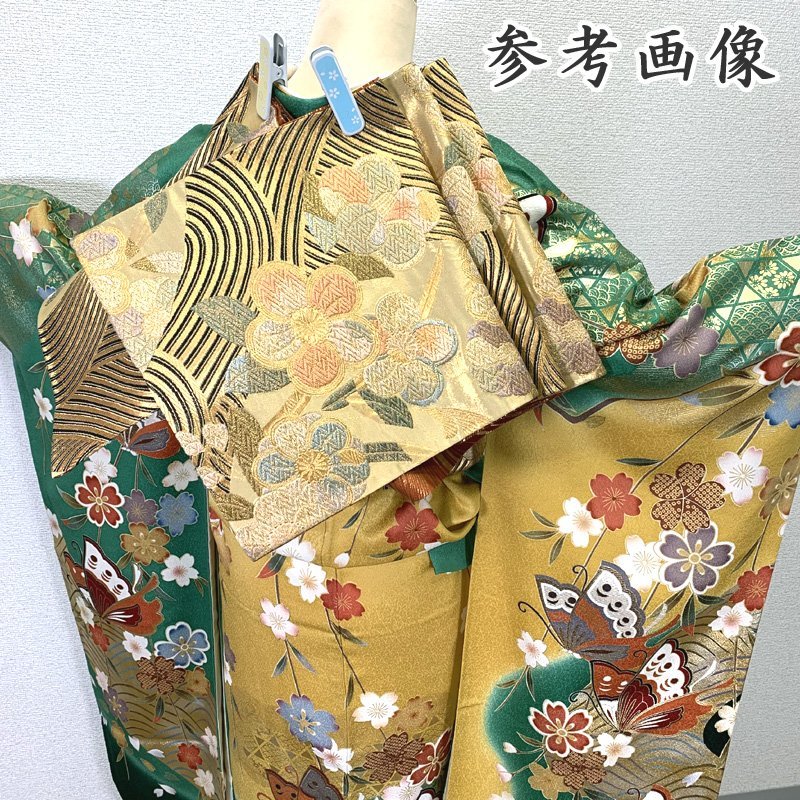 305z3〇小柄な方にも！金駒刺繍 振袖 金彩 古典柄 成人式 結婚式〇美品-