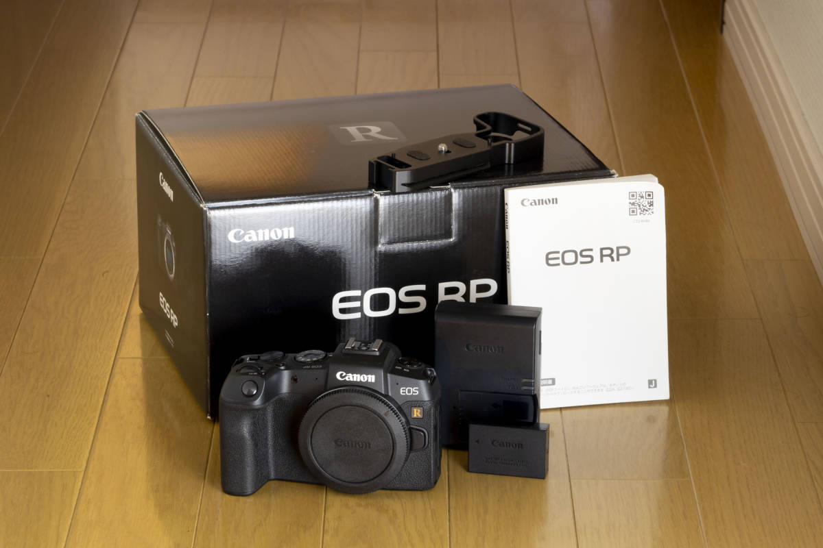 Canon EOS RP フルサイズミラーレスカメラ ボディ 箱付き おまけあり