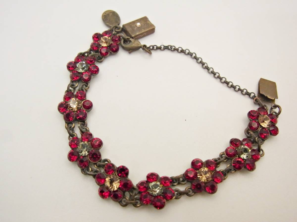*Michal Negrin* Michal Negrin * breath  let * flower * Stone * antique style * accessory * Gold / red * tube 050551532