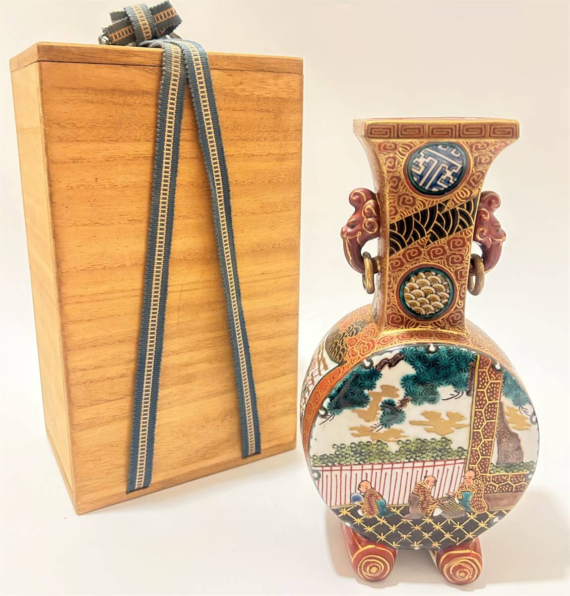 在庫定番 ヤフオク! - 九谷焼 赤絵 金彩 花鳥絵図 耳付き花瓶 合わせ箱