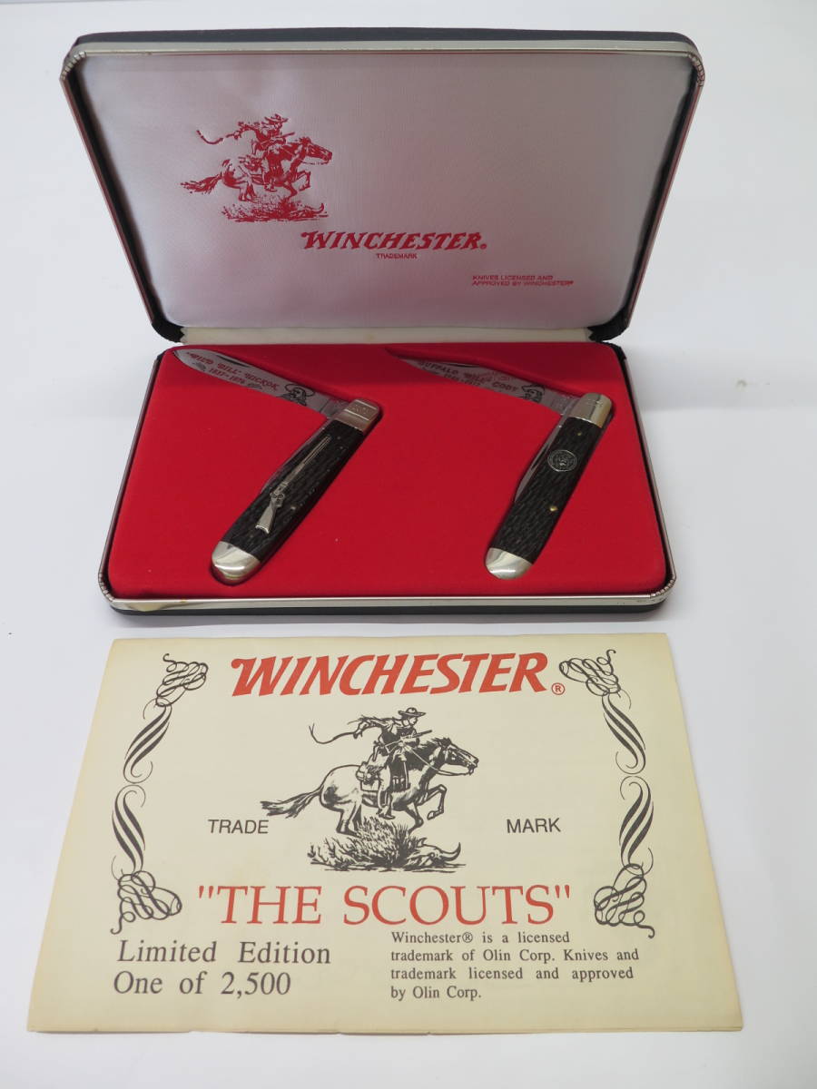 Winchester THE SCOUTS　ウィンチェスター スカウトセット　＃2905、2907　2ブレード折り畳みナイフ　 ジグドボーン ギフトBOX入 1988年製_画像1