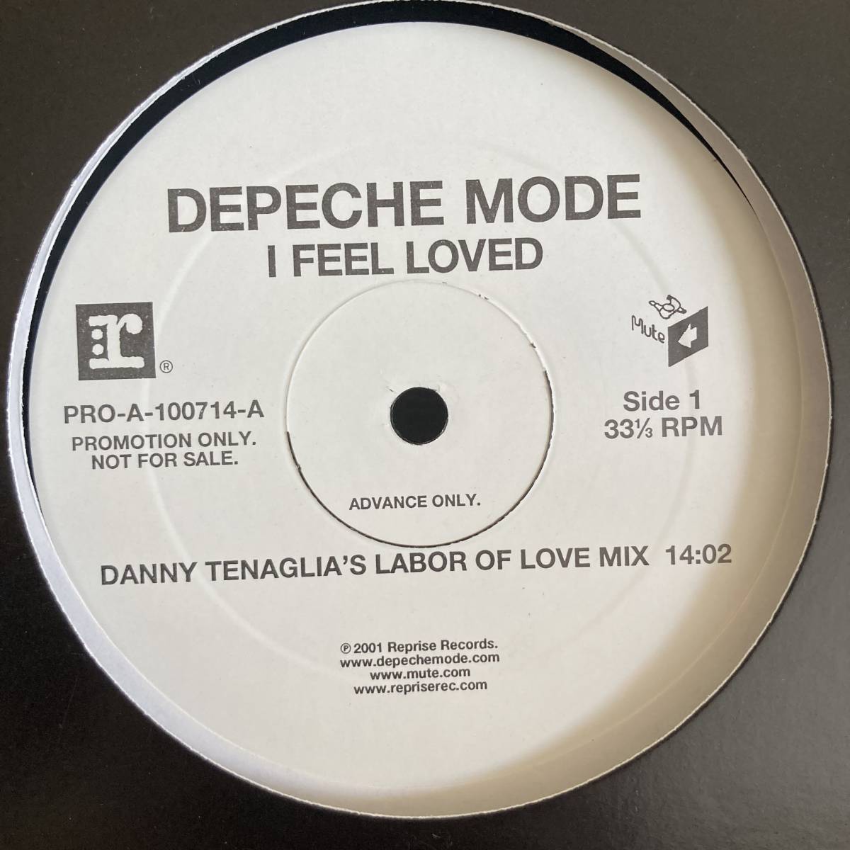 Depeche Mode - I Feel Loved 12 INCHの画像1