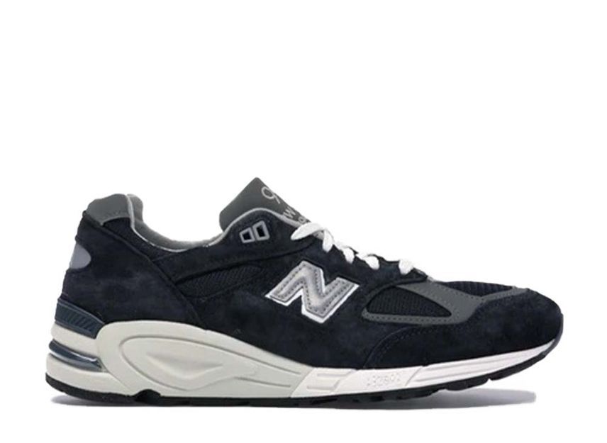 New Balance 990 V2
