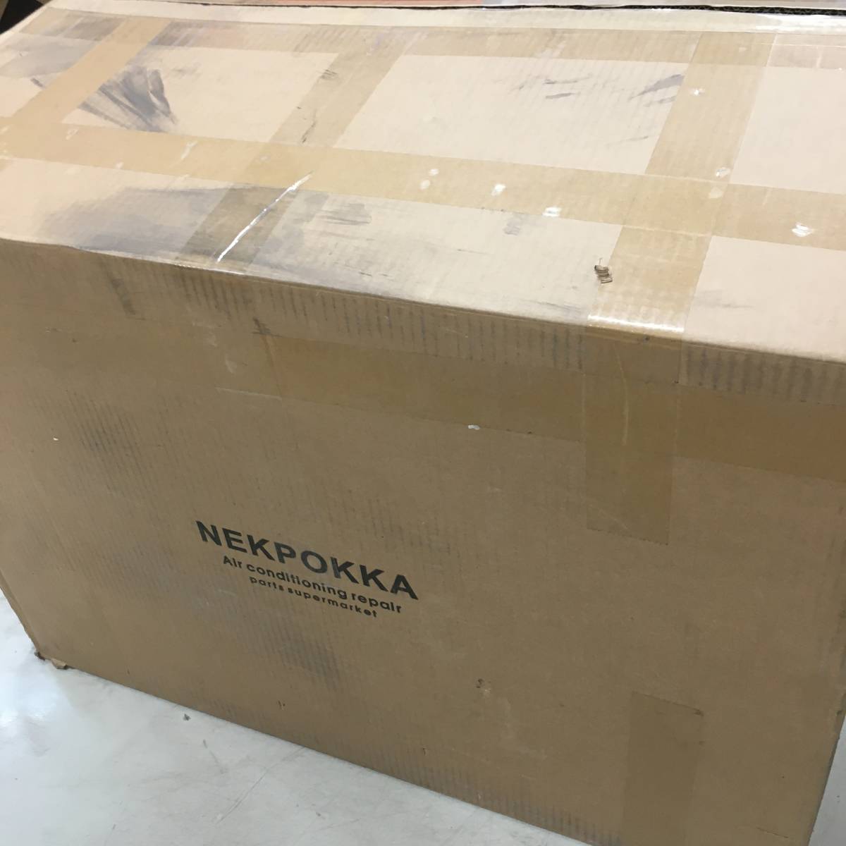 現状品 NEKPOKKA 12V電動エアコンは、RV、ステーションワゴン、キャンピングカー、クルーズ船、MPV、バンなどでの使用に適しています。