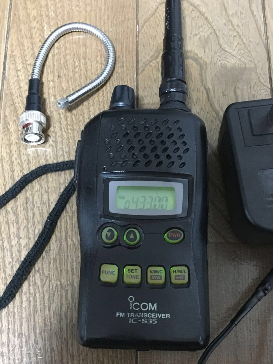 ICOM アイコム IC-S35 430MHz アマチュア ハンディー無線機 +AC
