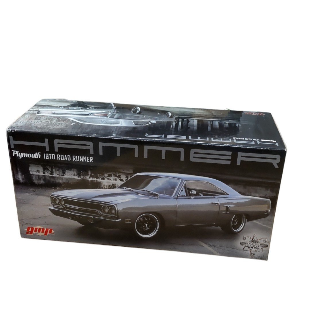 未使用品】 HAMMER Plymouth 1970 ロードランナー 2009 限定版1/18