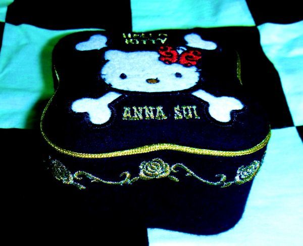  including carriage ANNA SUI Anna Sui Kitty BOX+ Anna Sui lame * multi case card passbook case .+ Kitty soft toy lucky bag 