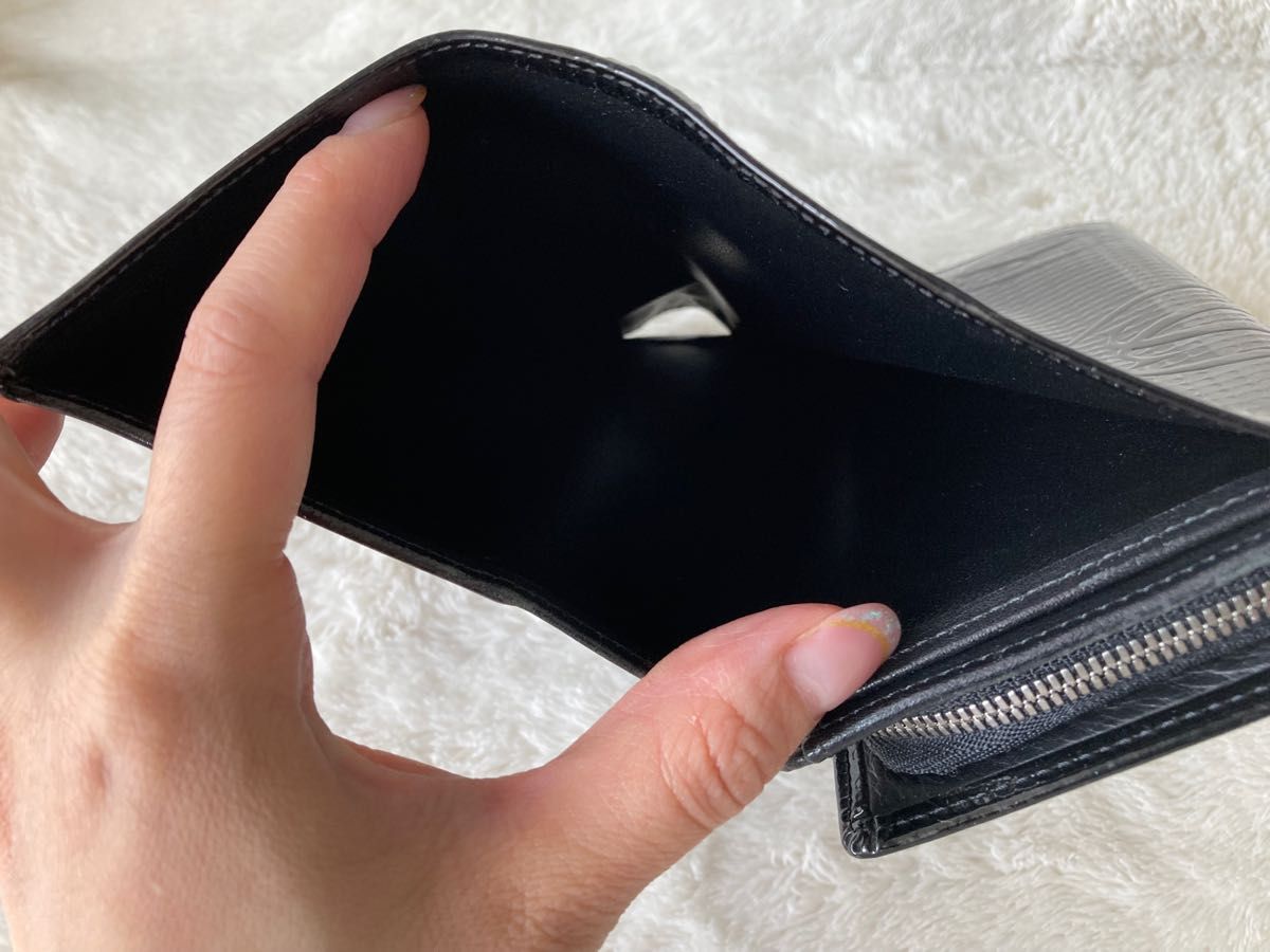 Cartier カルティエ ハッピーバースデー マストライン 折り財布 ブラック