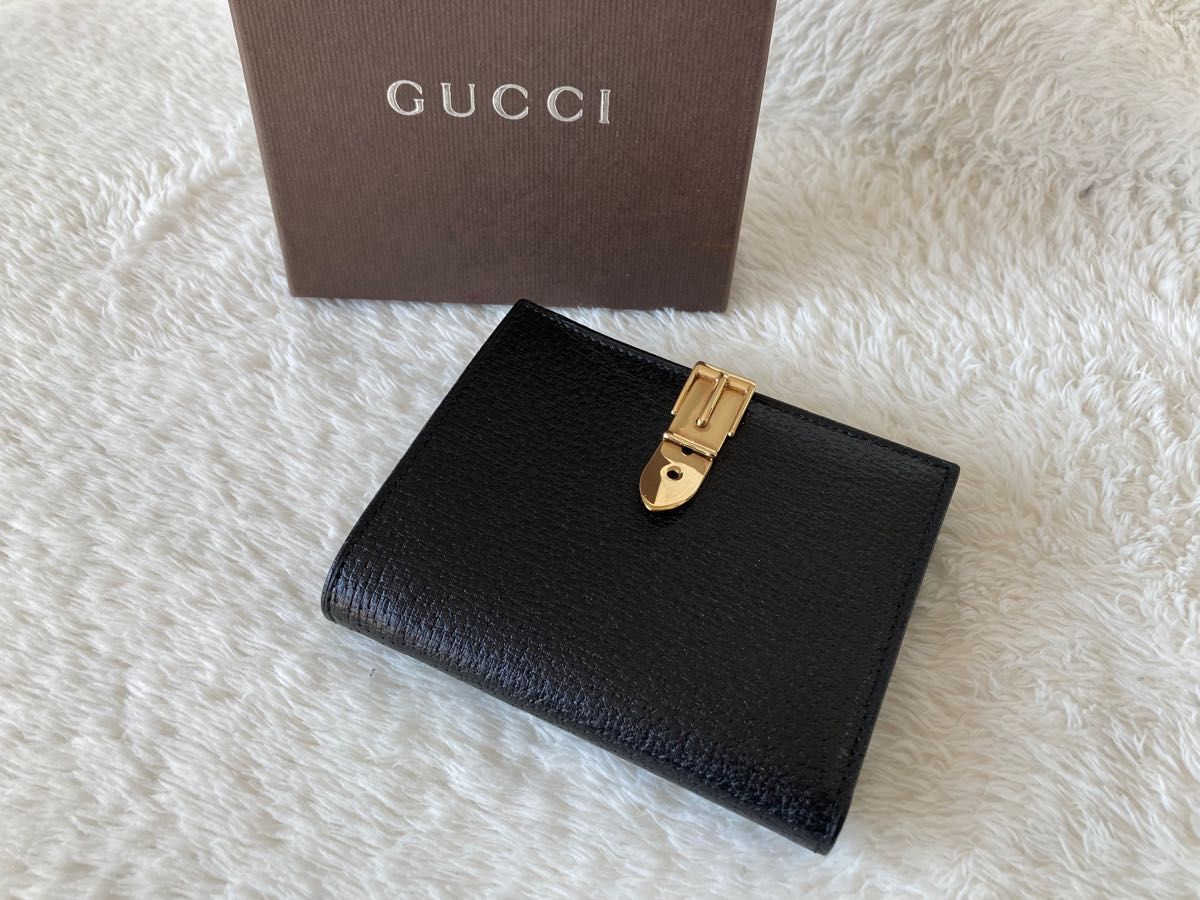 【美品】GUCCI グッチ ベルトモチーフ 二つ折り財布 ブラック 黒