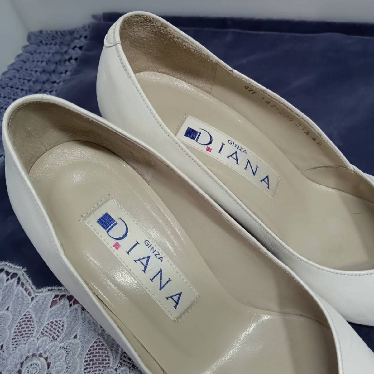 靴 ◆ DIANA ◆ パンプス 21.5cmE ホワイト レザー　◆ ダイアナ ◆ レディース シューズ 箱入り