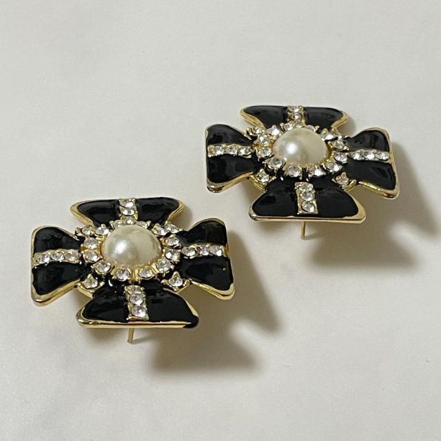 CHANEL シャネル ラインストーン ヴィンテージピアス | calidaria.com
