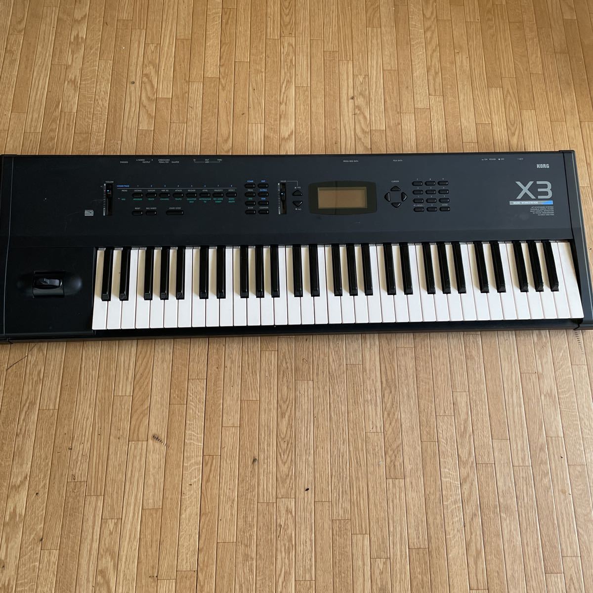 ヤフオク! - 【中古】KORG X3 キーボード シンセサイザー MUS...