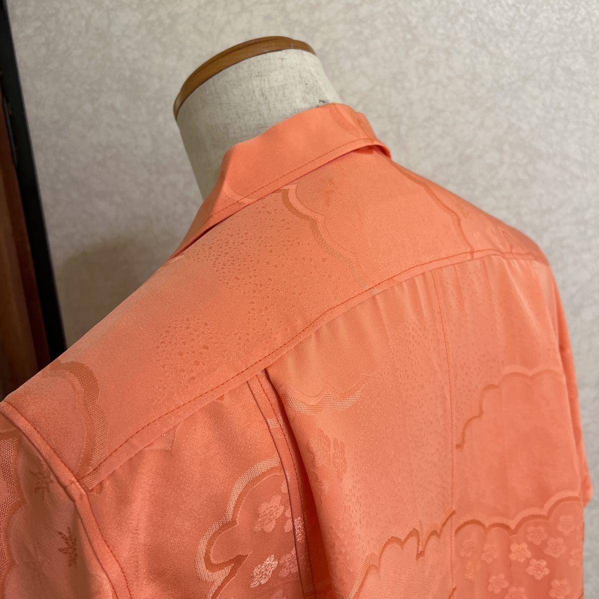 着物リメイクーアロハシャツーオレンジ色ー総柄半袖シャツ_画像7