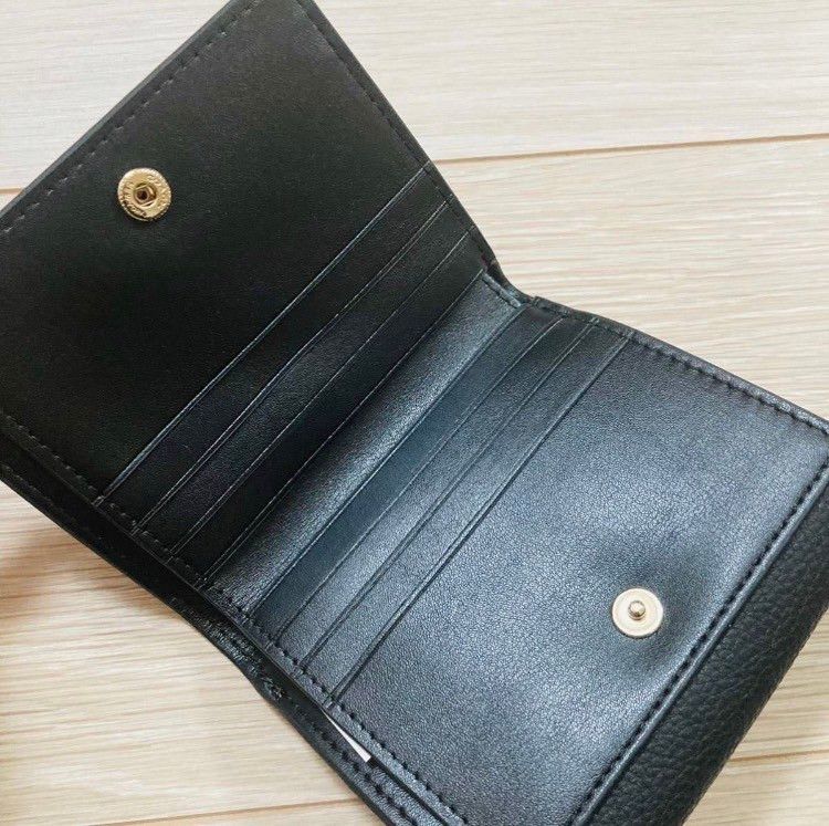 【新品・未使用】 COACH 折財布 シグネチャー　ブラック　カーキ　　ペッパースモールウォレット