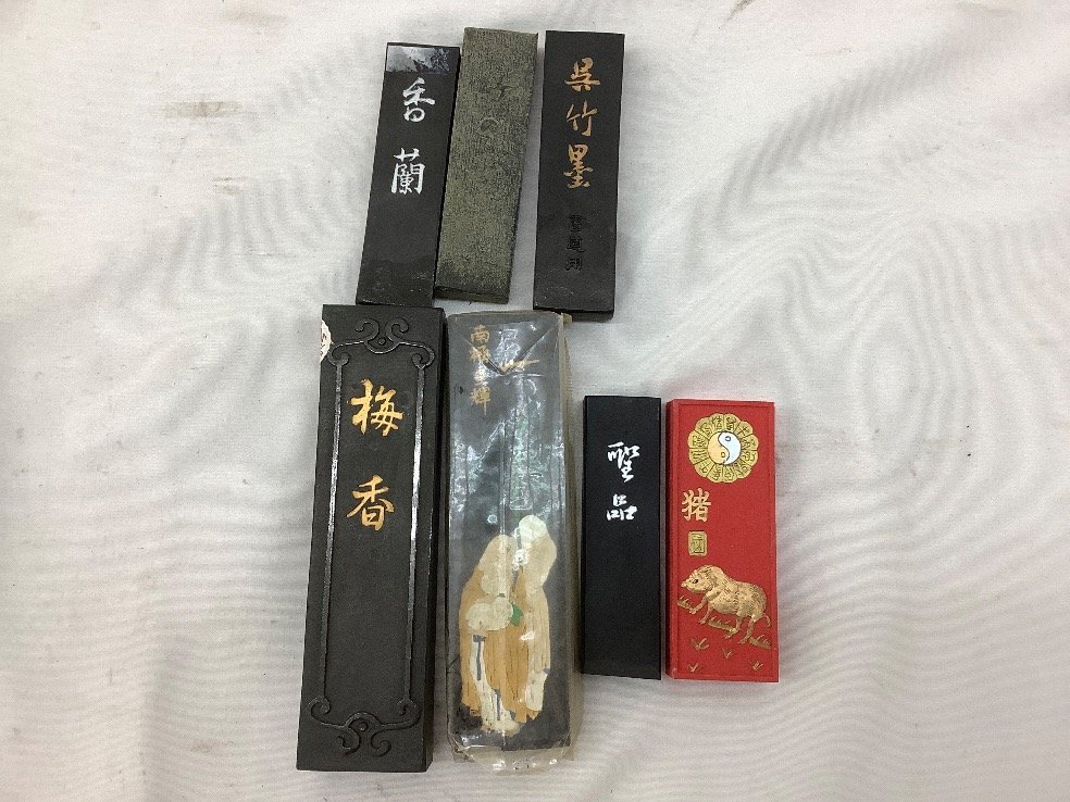 呉竹他 墨まとめ/香蘭/聖品/百寿園/梅香/法龍/動松通風/那智黒石/中国/書道具 未使用含む 中古品 ACBの画像4