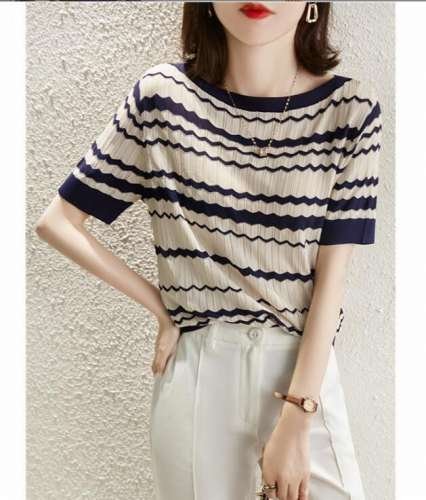 韓国風 レディース 半袖Tシャツ 夏新しい 気質 ファッションTシャツ ワンカラー ワンサイズ