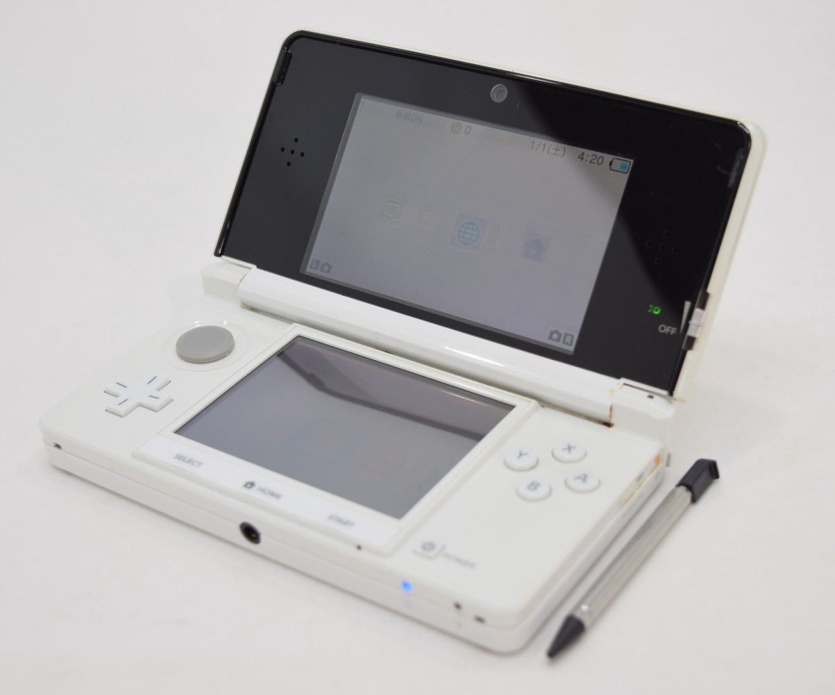 ニンテンドー3DS アイスホワイト 本体 Nintendo 任天堂 ゲーム 白