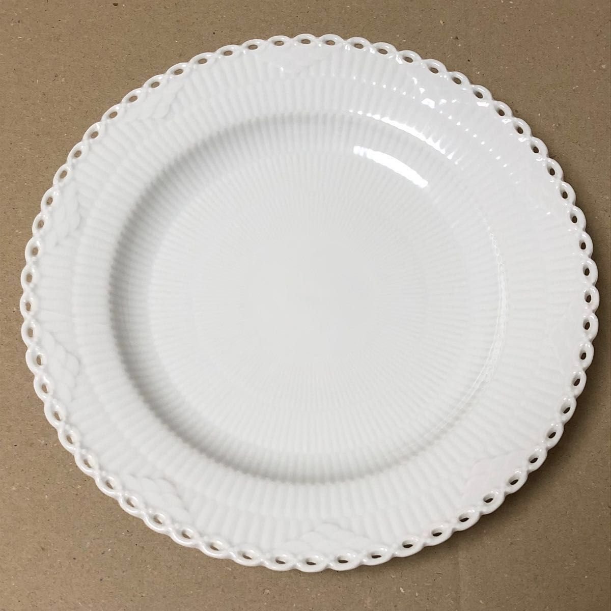 ロイヤルコペンハーゲン ホワイトフルーテッド フルレース ROYAL COPENHAGEN プレート 約25cm